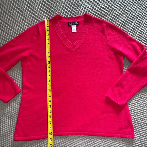 Jones NY 100% Cashmere Red Sweater - Picture 6 of 8